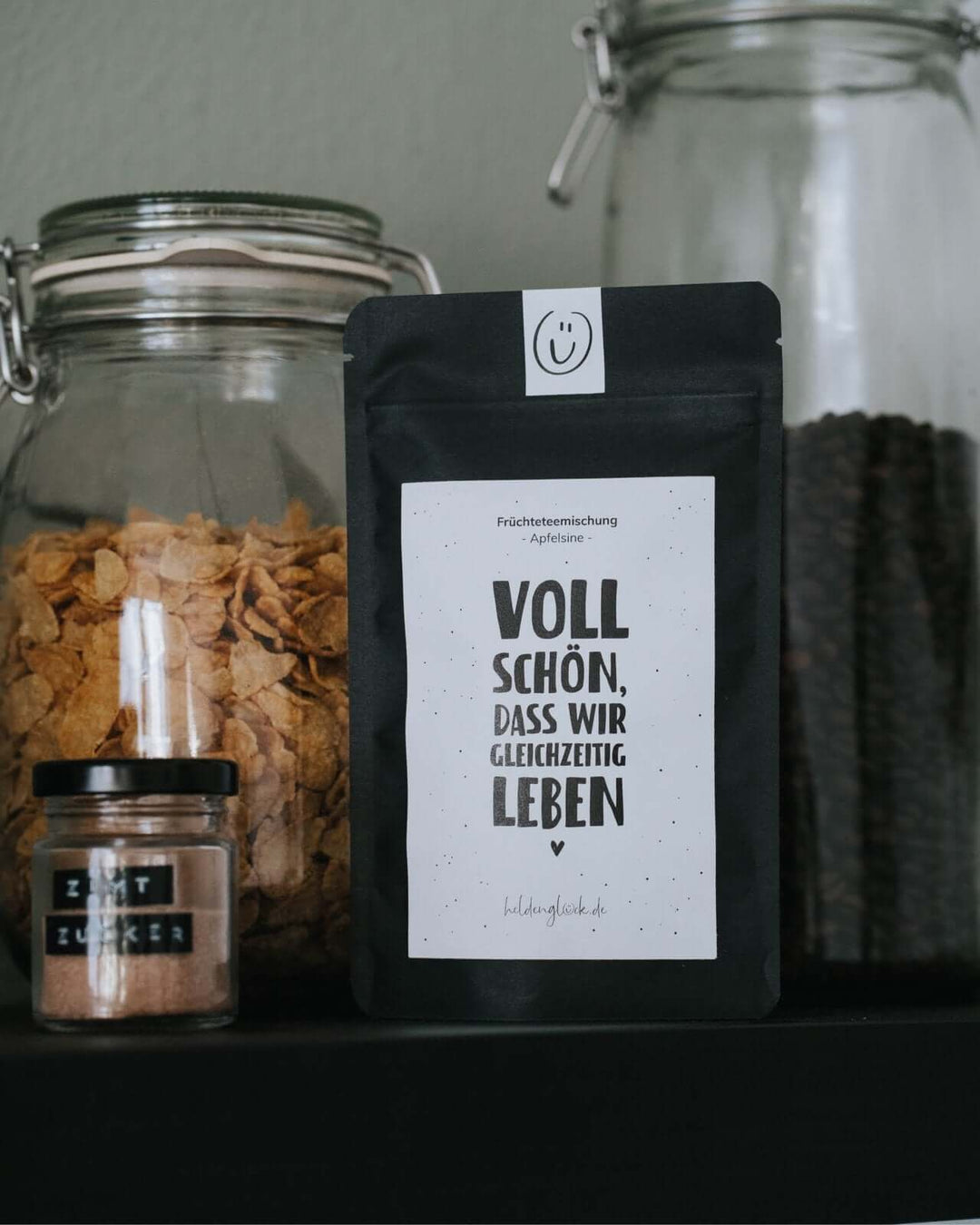 Tee mit Spruch oder Motiv Voll schön in schwarz weiss