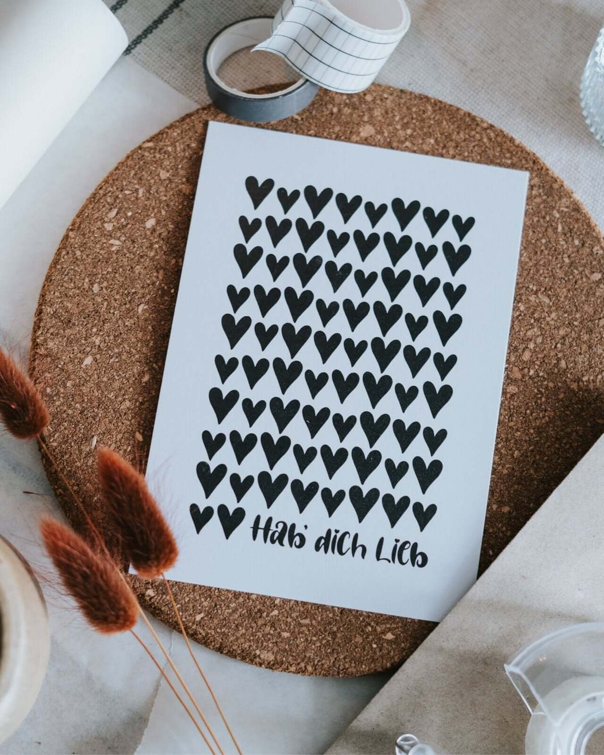Postkarte mit Spruch und motiv Hab dich lieb in schwarz weiss