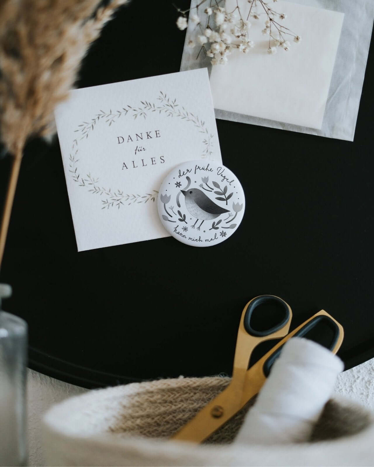 Magnete mit Spruch oder Motiv Der frühe Vogel · groß in schwarz weiss