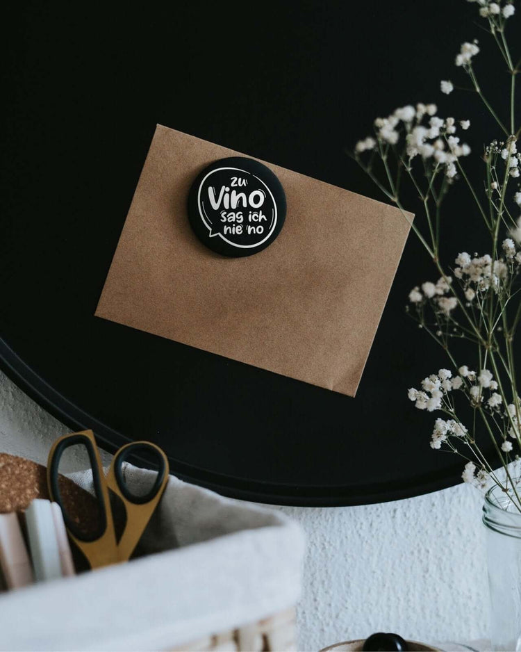 Magnete mit Spruch oder Motiv Vino nie no · groß in schwarz weiss