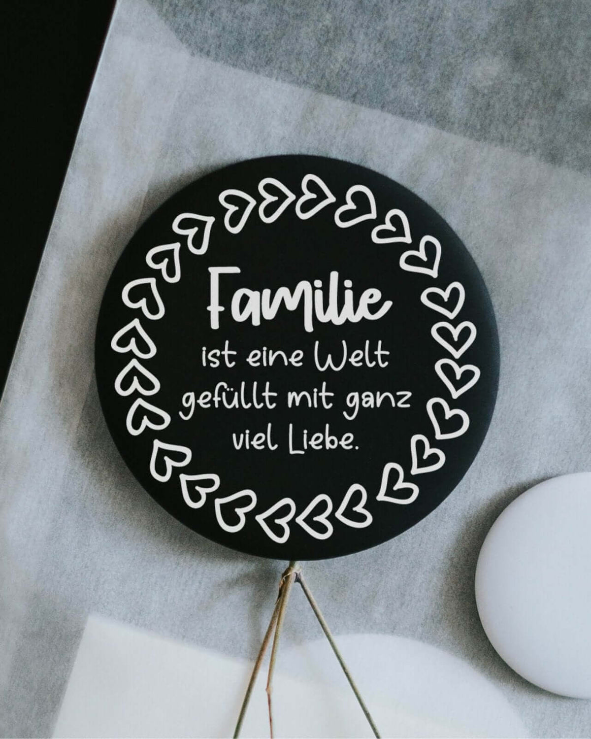 Magnete mit Spruch oder Motiv Familie mit ganz viel Liebe · groß in schwarz weiss
