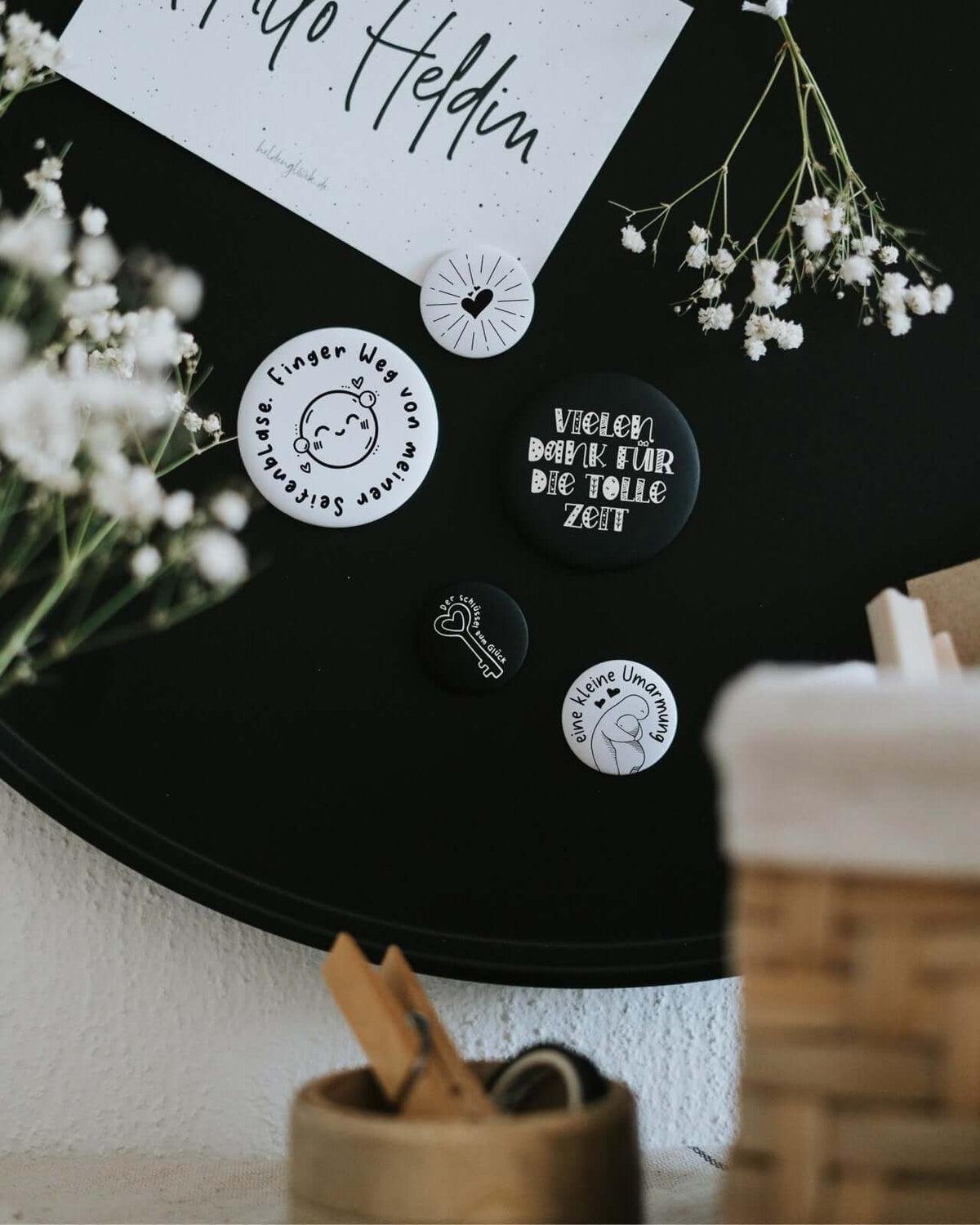 Magnete mit Spruch oder Motiv Seifenblase · groß in schwarz weiss
