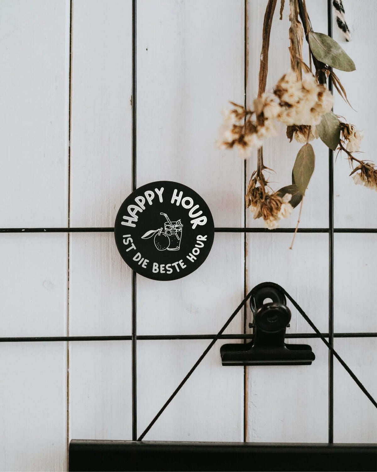 Magnete mit Spruch oder Motiv Happy Hour · groß in schwarz weiss