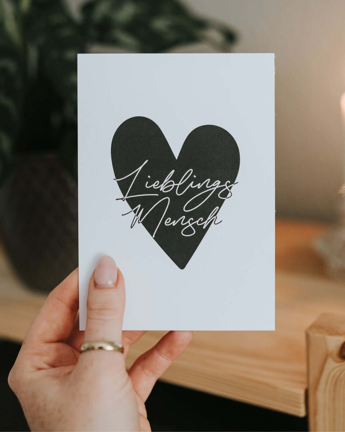 Postkarte mit Spruch oder Motiv Lieblingsmensch in schwarz weiss