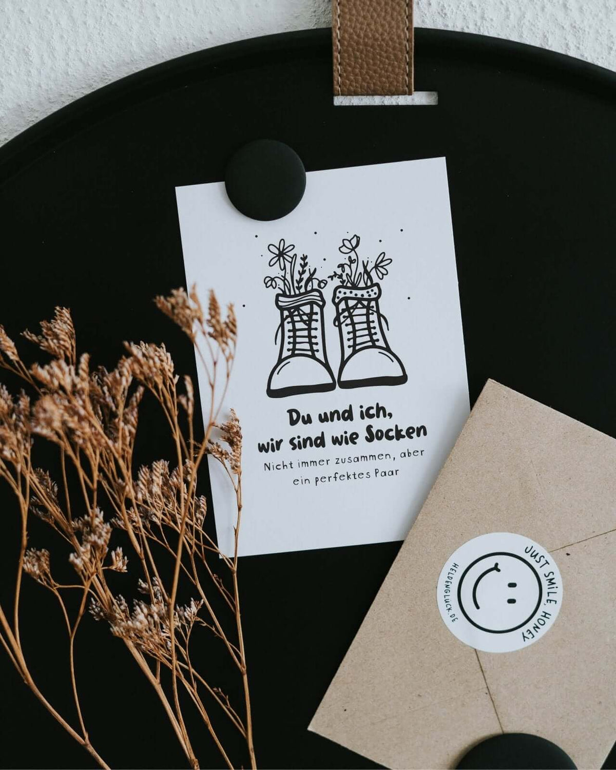 Postkarte mit Spruch und motiv Du und ich in schwarz weiss