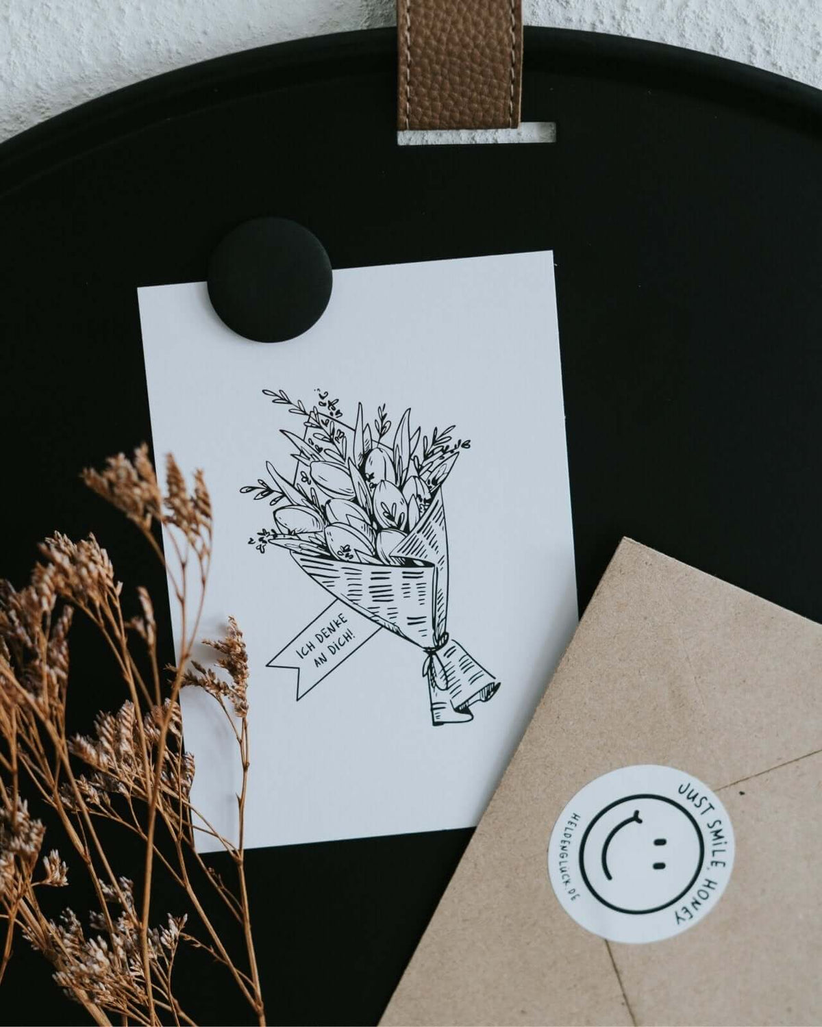 Postkarte mit Spruch und motiv Ich denke an dich in schwarz weiss