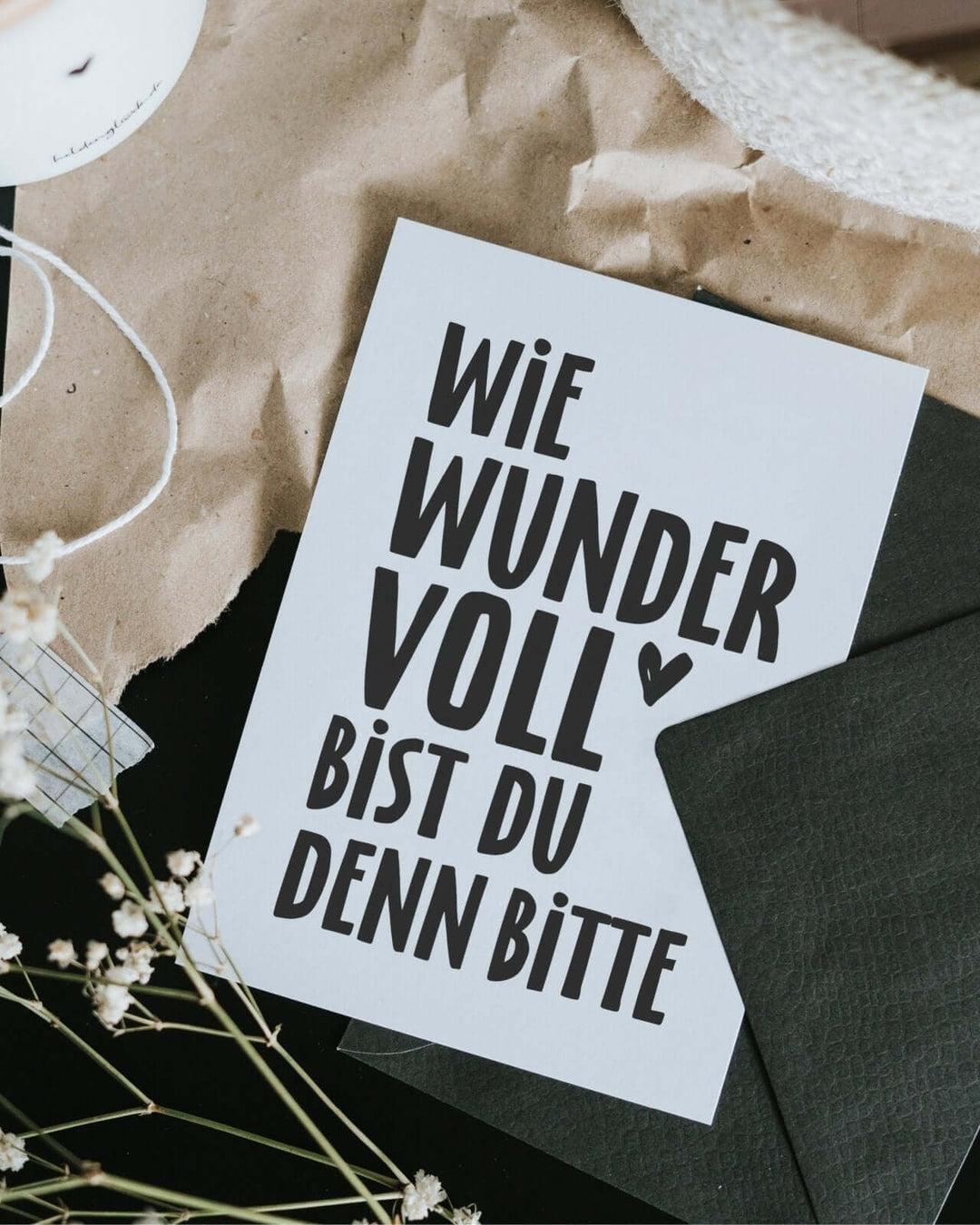 Postkarte mit Spruch und motiv Wie wundervoll in schwarz weiss