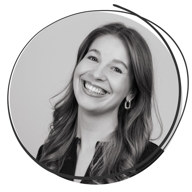 Nina, Design & Social Media