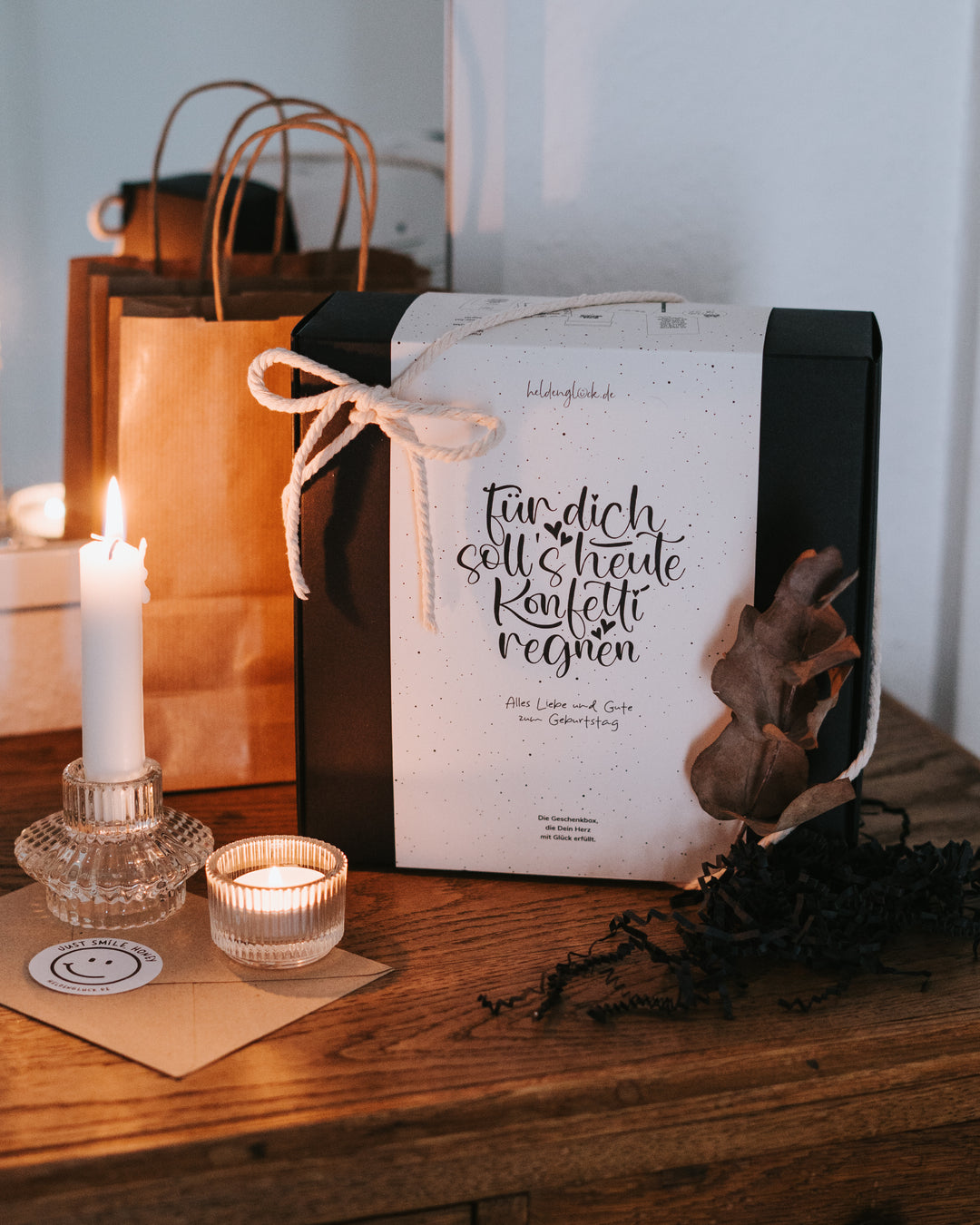 Geschenkbox mit Spruch oder Motiv Geburtstagsbox in schwarz weiss