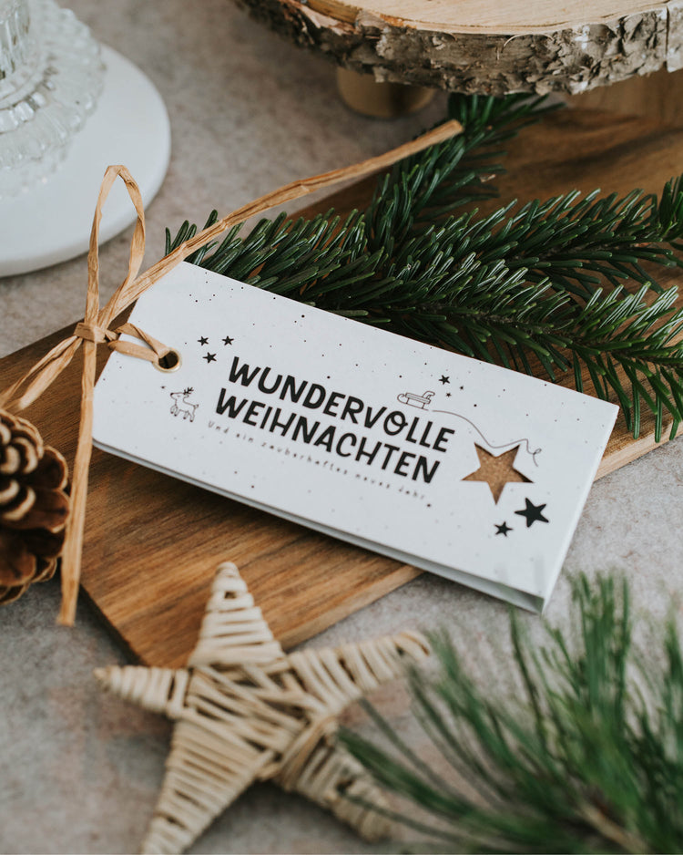 Festlicher Geschenkanhänger mit Lebkuchenduft – ein winterliches Extra mit Herz.