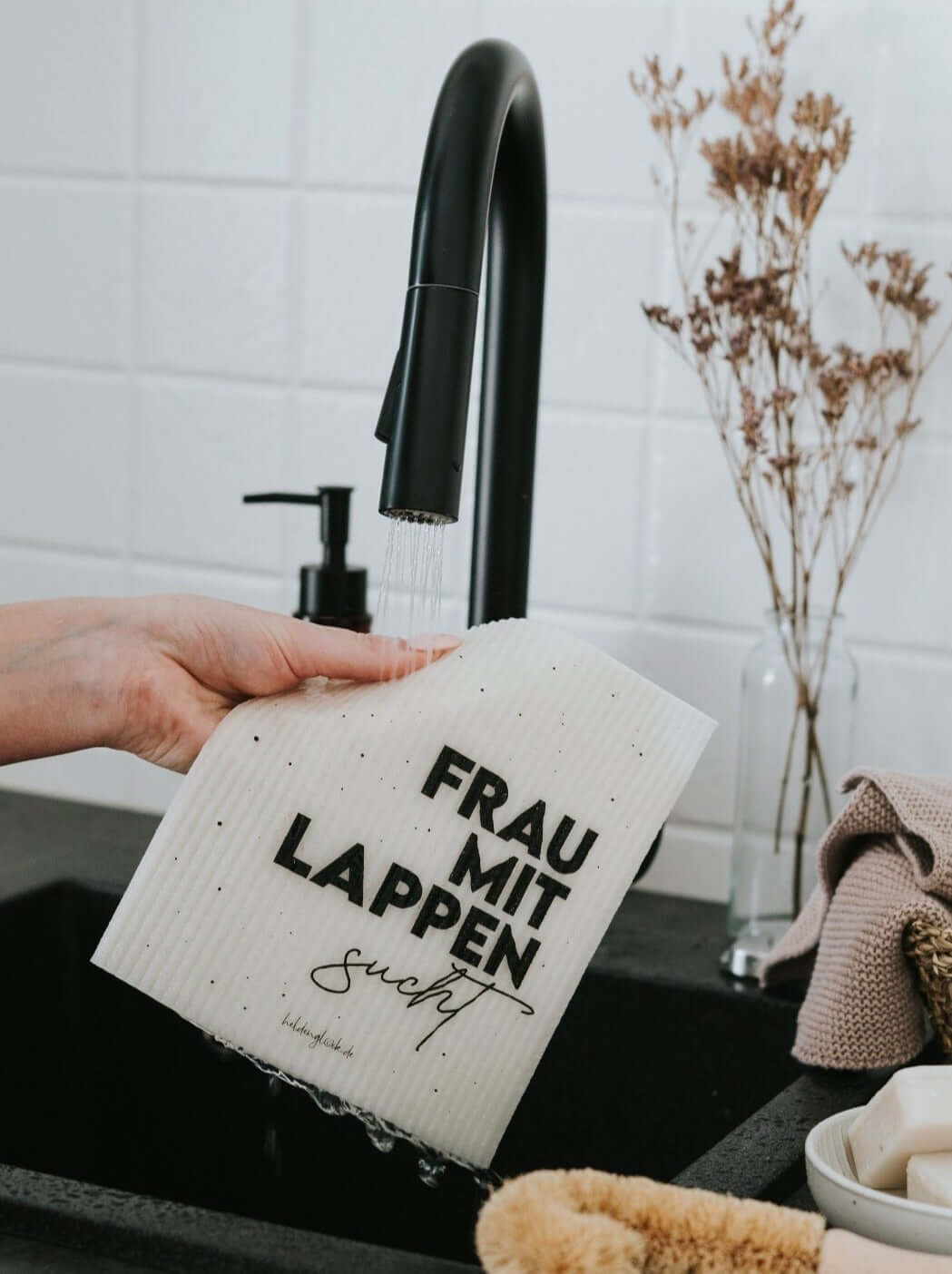 Schwammtücher mit frechem Spruch – witziges Geschenk für die Küche