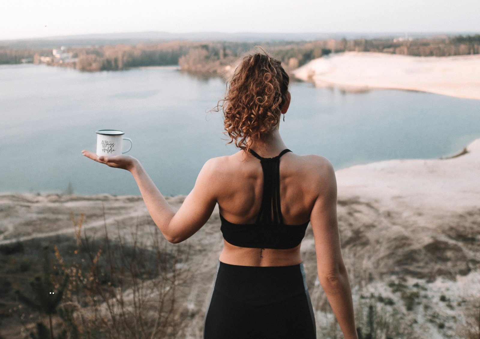 Raus in die Natur: Wie Outdoor-Aktivitäten dir helfen, gesund und stressfrei zu bleiben - Heldenglück