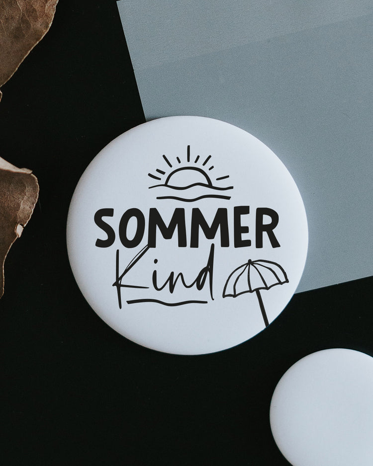 Magnet Sommerkind – Kühlschrankmagnet mit sommerlichem Spruch als Geschenk