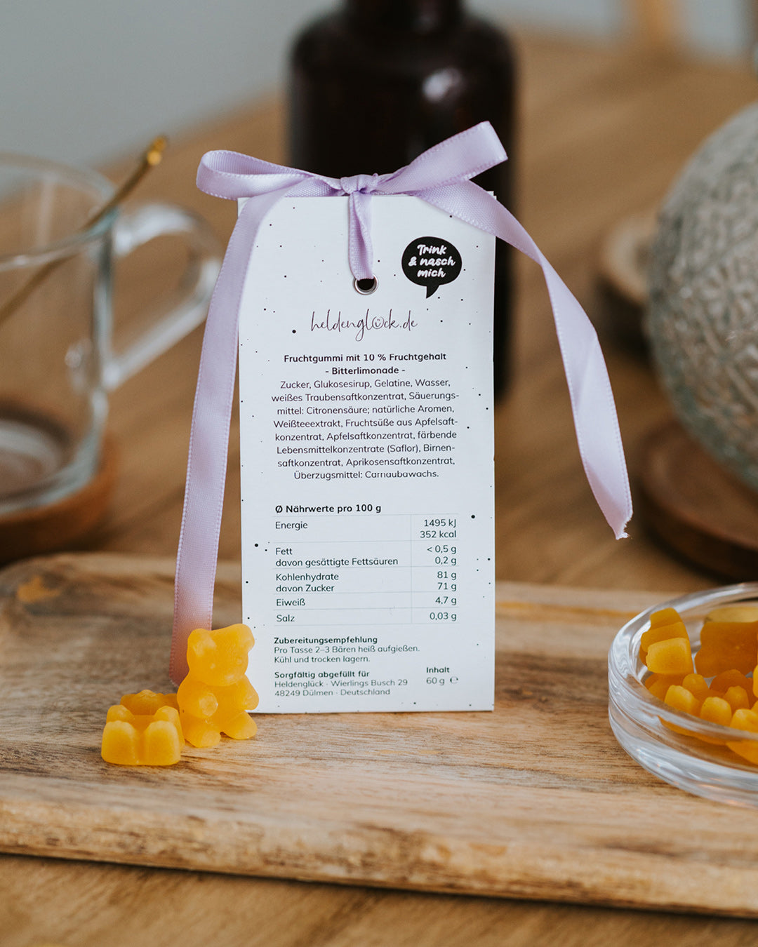 Rückseite Teebären Bärenknuddler: Zutaten und Nährwerte, Geschmack Bitterlimonade, 60 g in der Tüte.