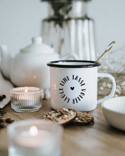 Tasse mit Spruch oder Motiv Voller Glück in schwarz weiss