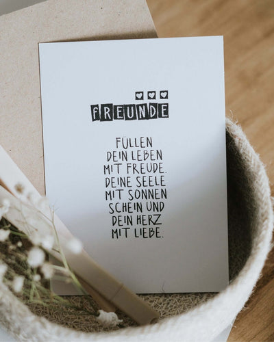 Postkarte mit Spruch und motiv Freunde in schwarz weiss