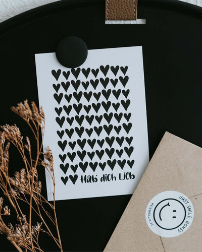 Postkarte mit Spruch und motiv Hab dich lieb in schwarz weiss