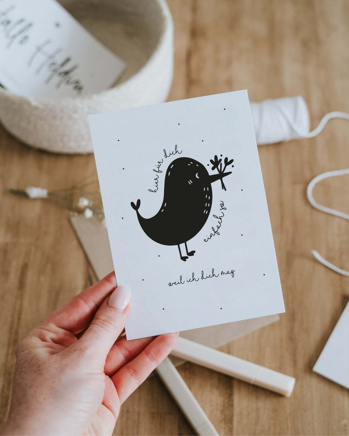 Geschenke für Herzensmenschen – Postkarte „Einfach so“ als Geste