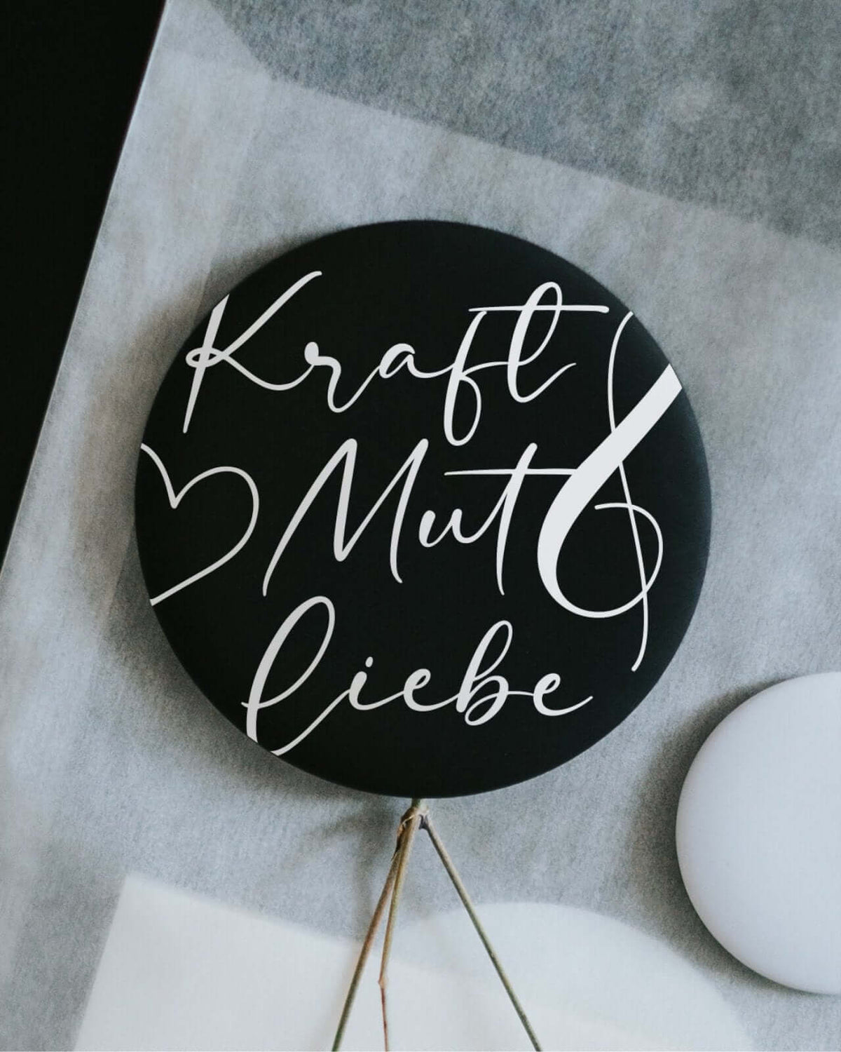 Magnete mit Spruch oder Motiv Mut und Liebe · groß in schwarz weiss