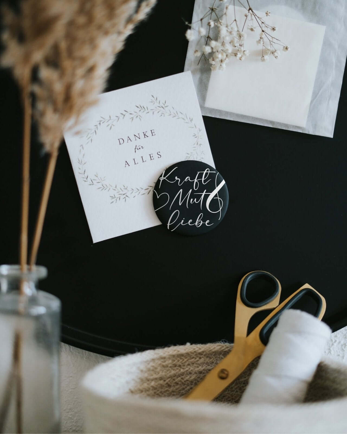 Magnete mit Spruch oder Motiv Mut und Liebe · groß in schwarz weiss