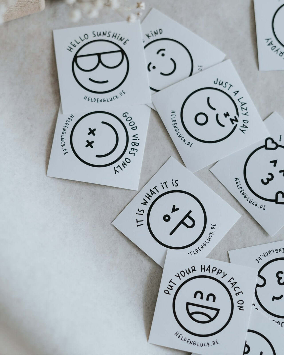 Aufkleber mit Spruch oder Motiv Smileys in schwarz weiss