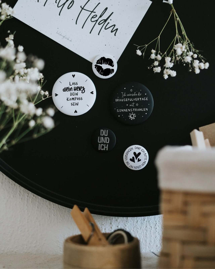 Magnete mit Spruch oder Motiv Dein Herz dein Kompass · groß in schwarz weiss