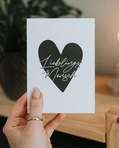 Postkarte mit Spruch oder Motiv Lieblingsmensch in schwarz weiss