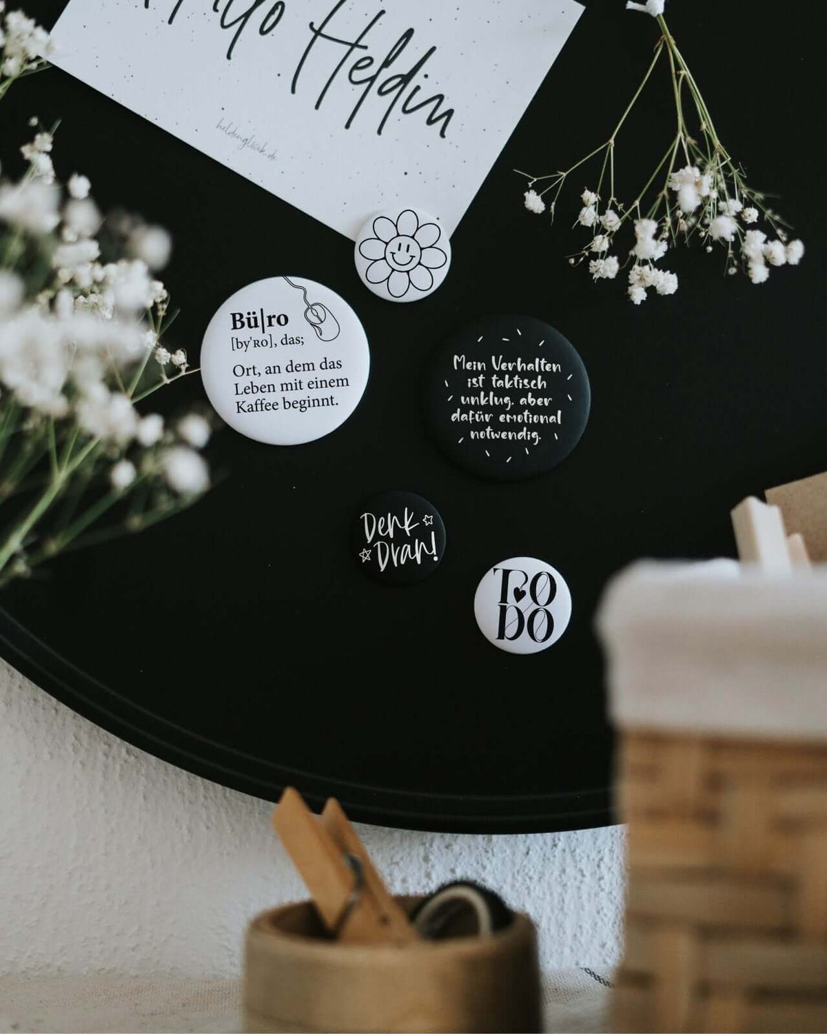 Magnete mit Spruch oder Motiv Mein Verhalten · groß in schwarz weiss