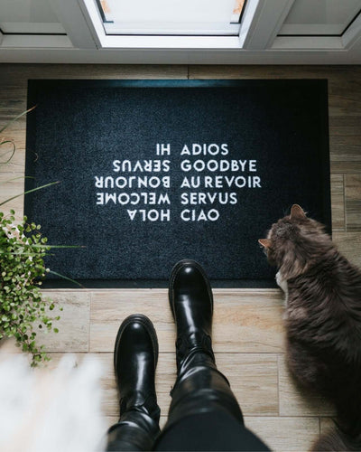 Fussmatte mit Spruch oder Motiv Hi Ciao in schwarz weiss