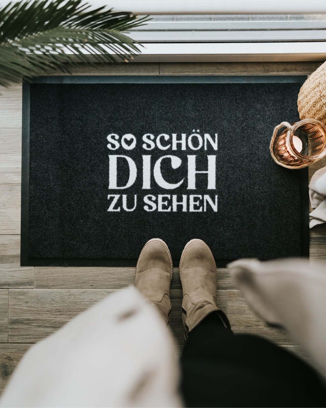 Fussmatte mit Spruch oder Motiv Schön Dich zu sehen in schwarz weiss