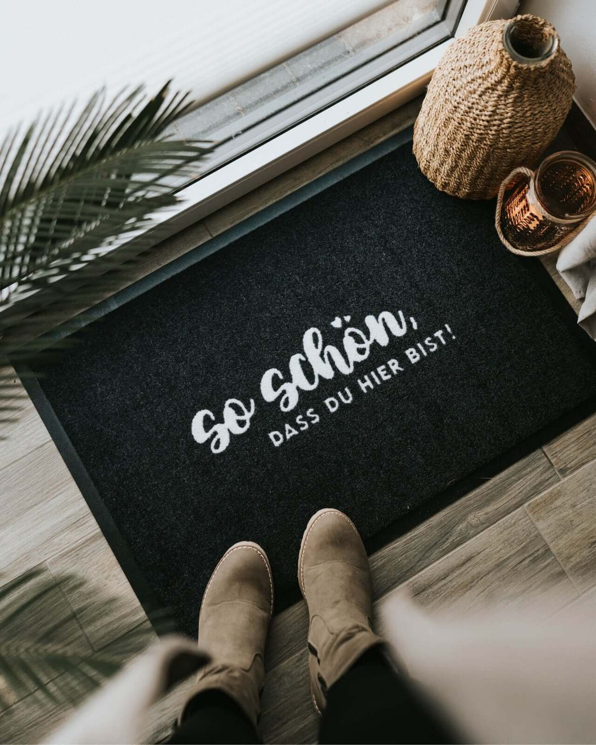 Fussmatte mit Spruch oder Motiv So schön in schwarz weiss