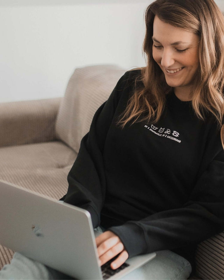 Pullover & Hoodie mit Spruch oder Motiv Katzenhaar in schwarz weiss
