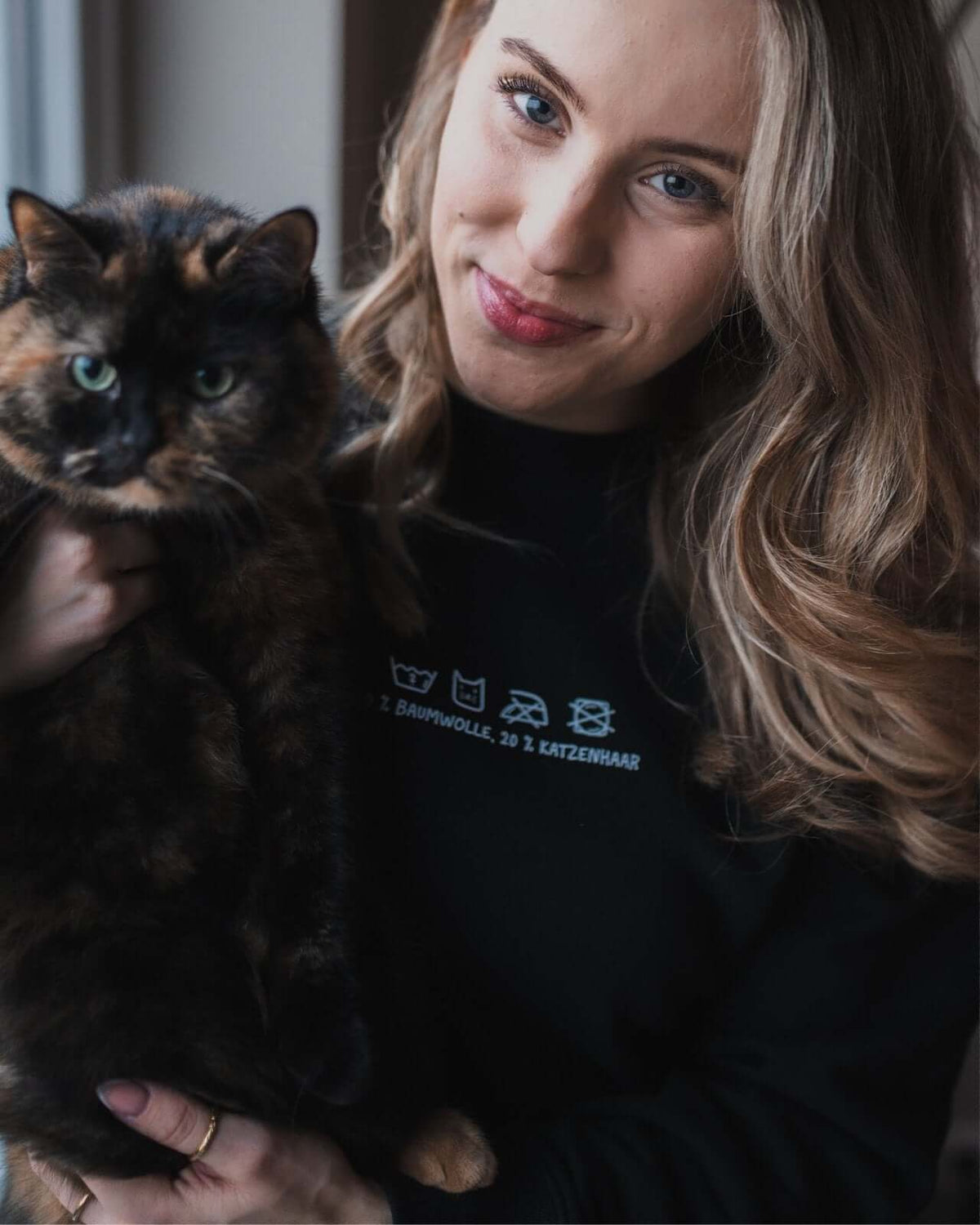 Pullover & Hoodie mit Spruch oder Motiv Katzenhaar in schwarz weiss