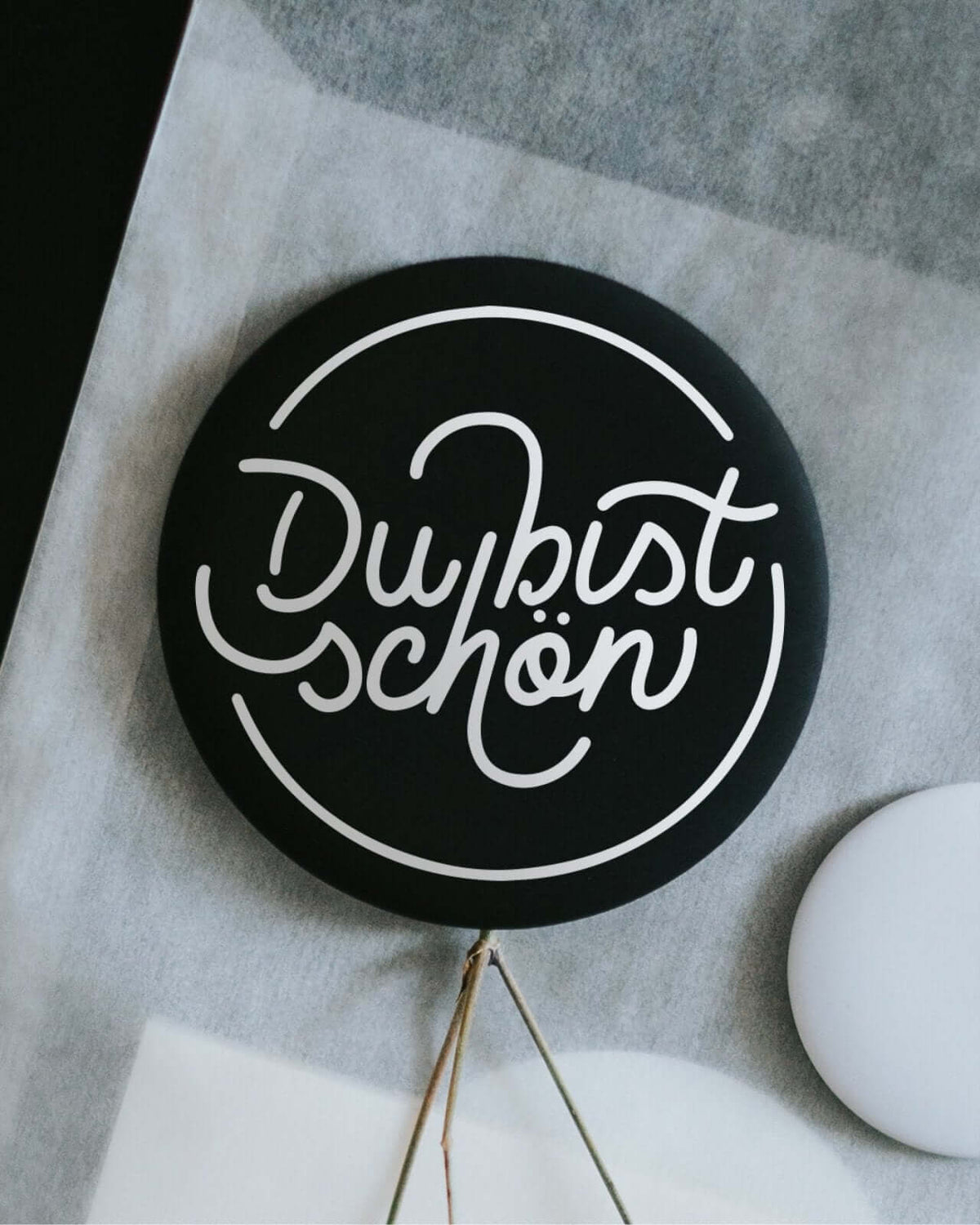 Magnete mit Spruch oder Motiv Du bist schön · groß in schwarz weiss