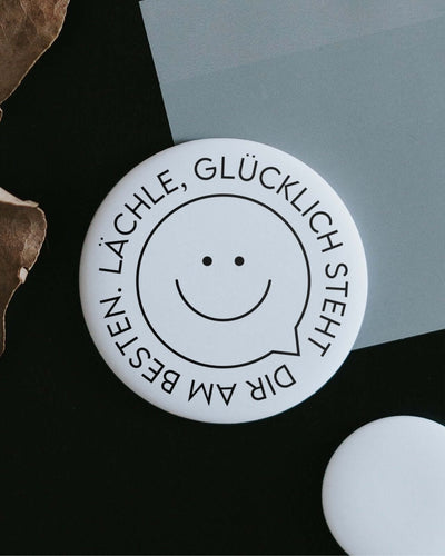 Magnete mit Spruch oder Motiv Lächle · klein in schwarz weiss