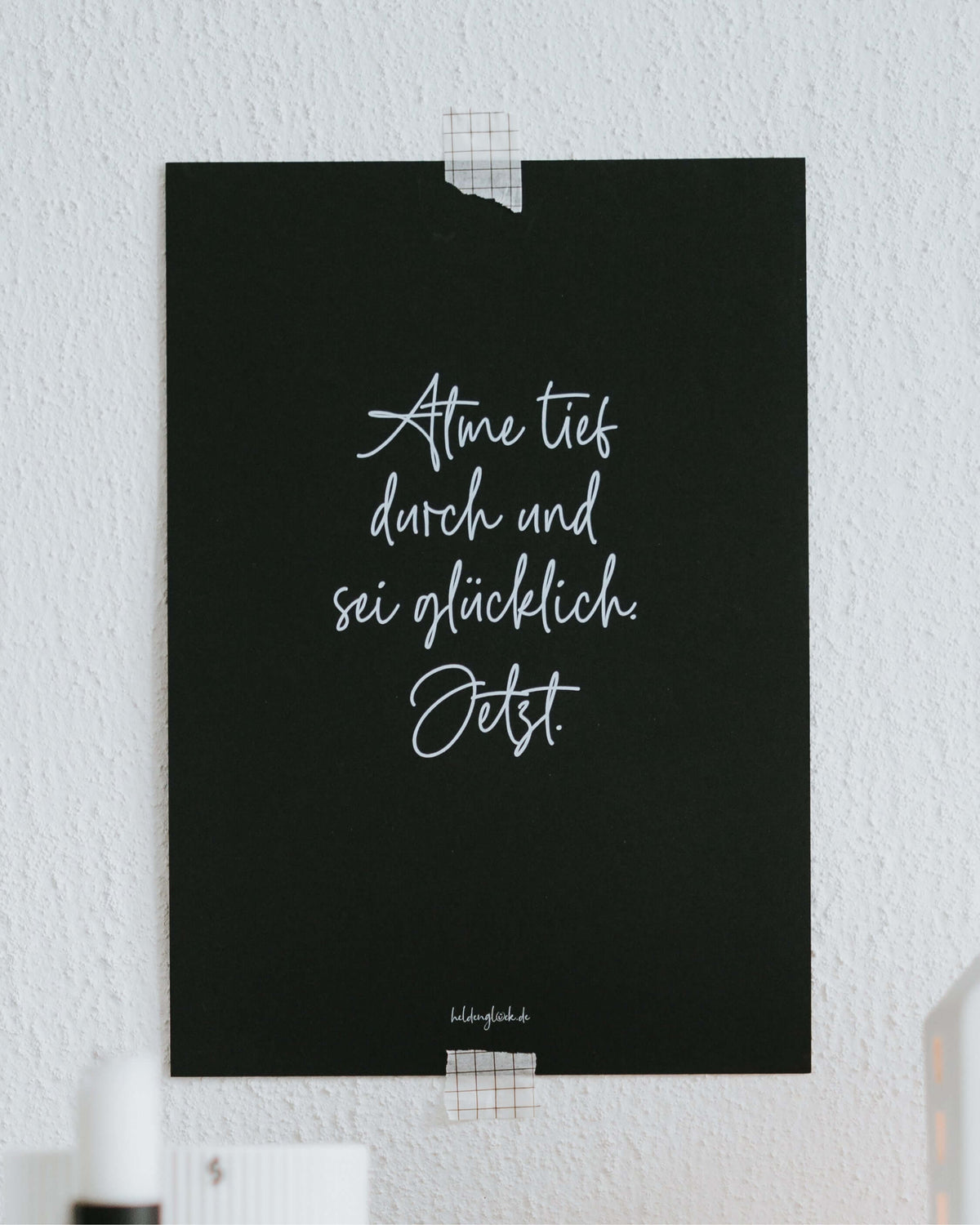 Geschenke mit Spruch – Poster „Glück beginnt in Dir“ für Achtsamkeit & Stil