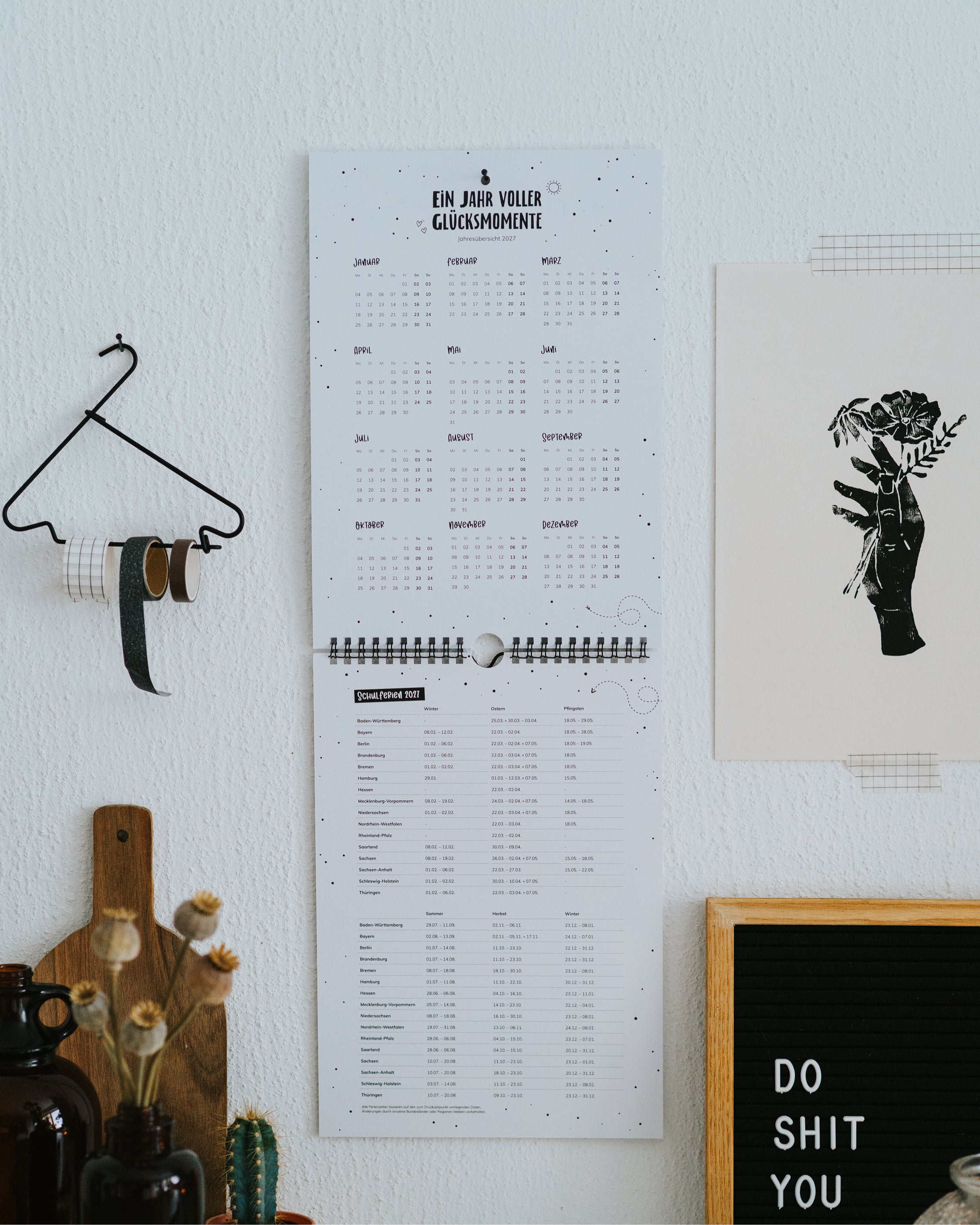 Familienkalender mit Monats-Übersicht und Schulferien 2027
