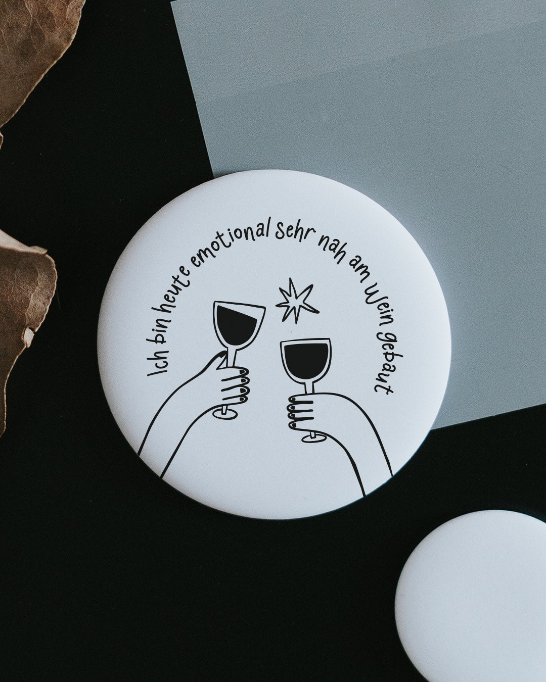 Magnet Emotional nah am Wein gebaut – großer Kühlschrankmagnet mit Charme
