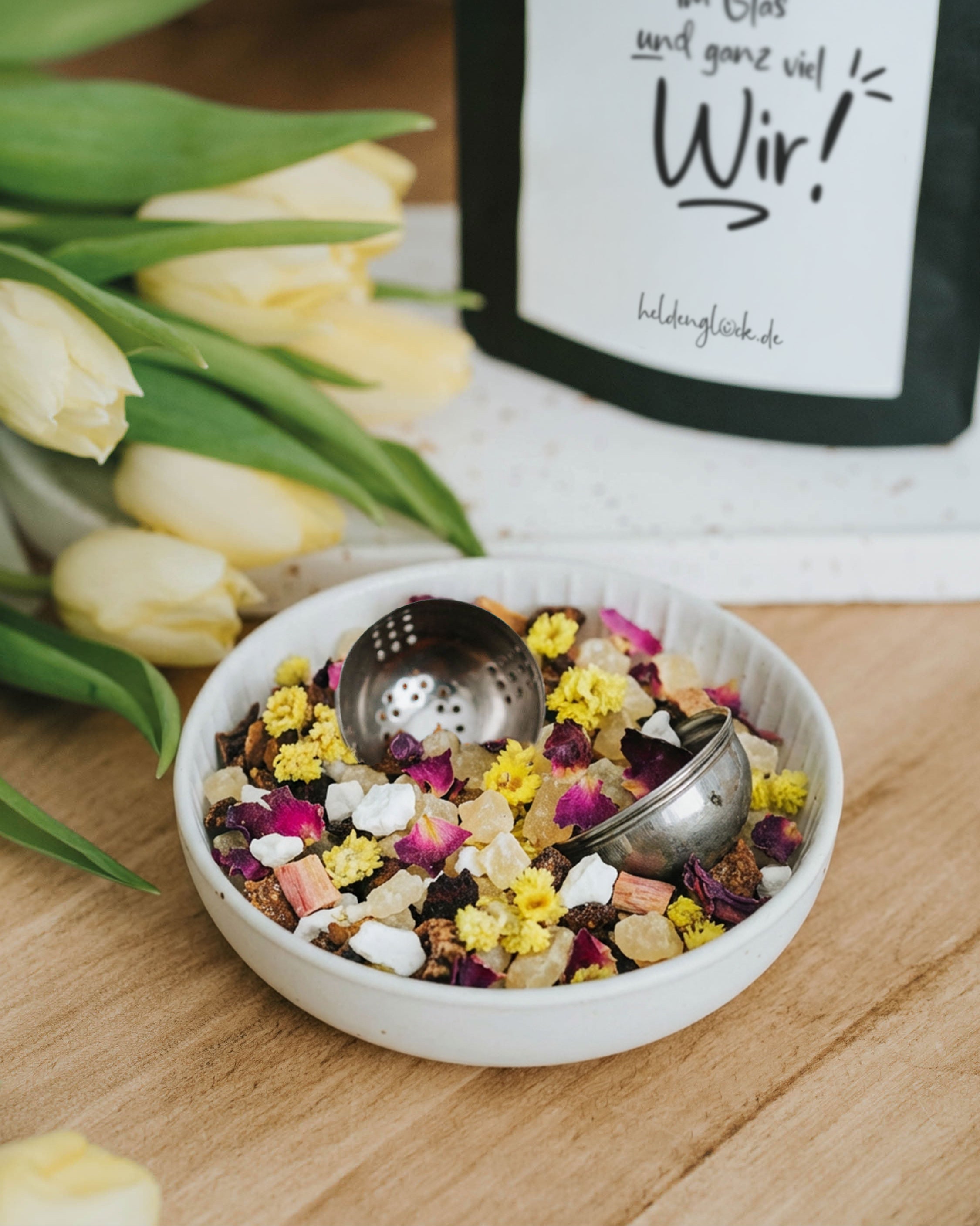 Früchteteemischung mit Rhabarbergeschmack als Geschenkidee