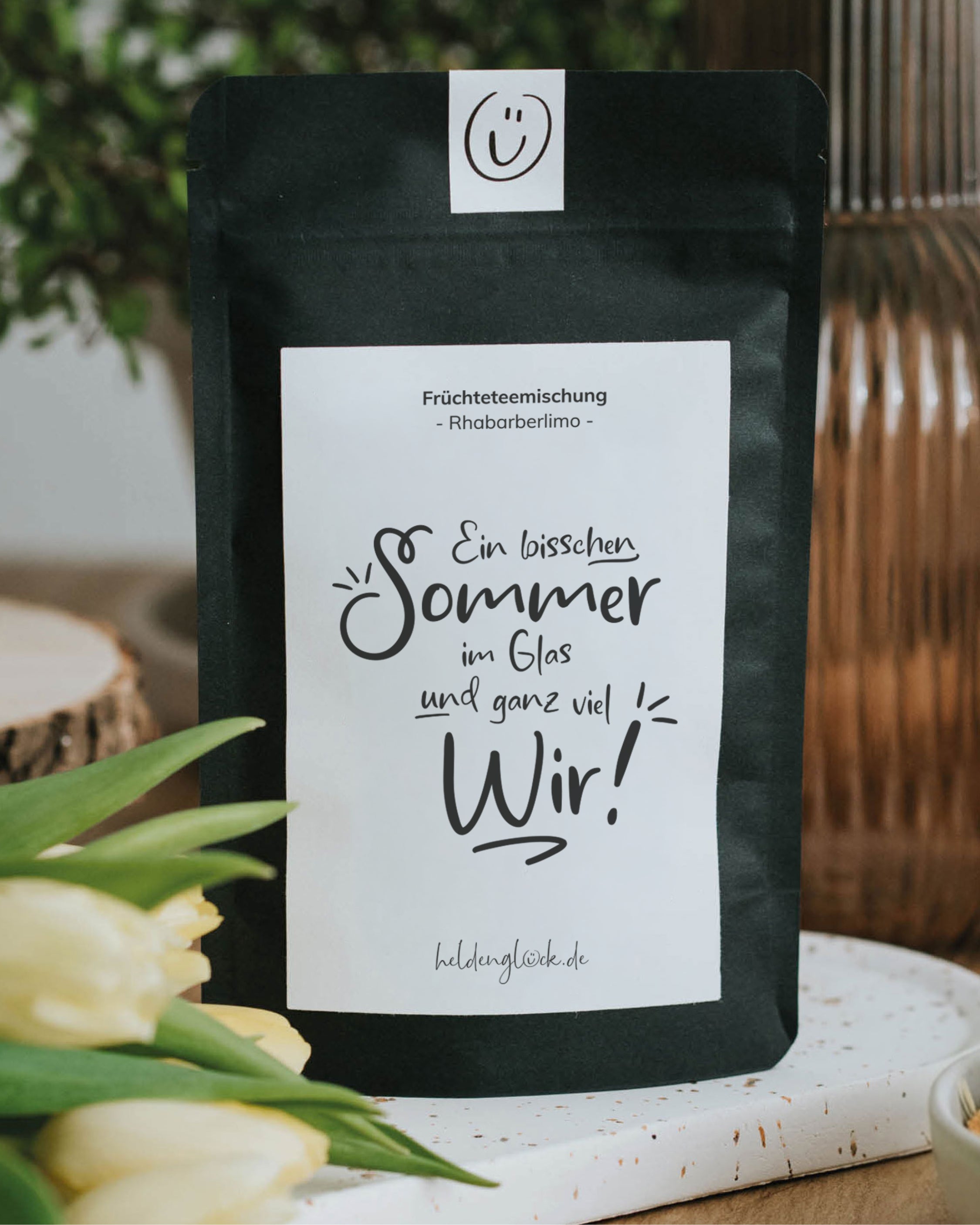 Früchtetee-Verpackung mit sichtbarem Schriftzug