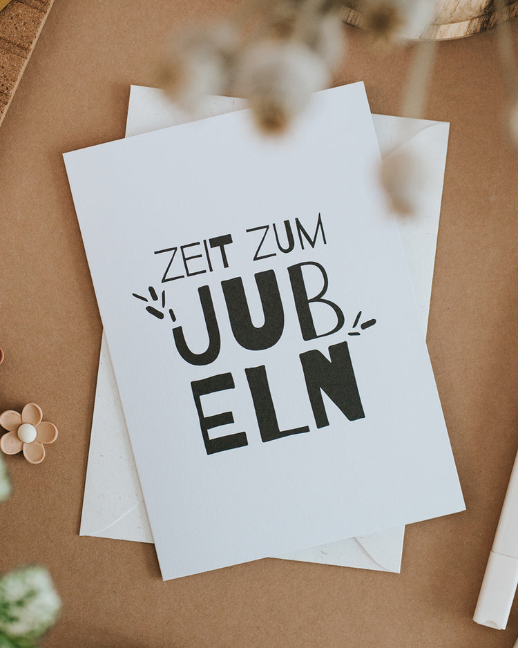 Glückwunschkarte „Zeit zum Jubeln" mit Umschlag, stilvolle Typografie in Schwarz-Weiß