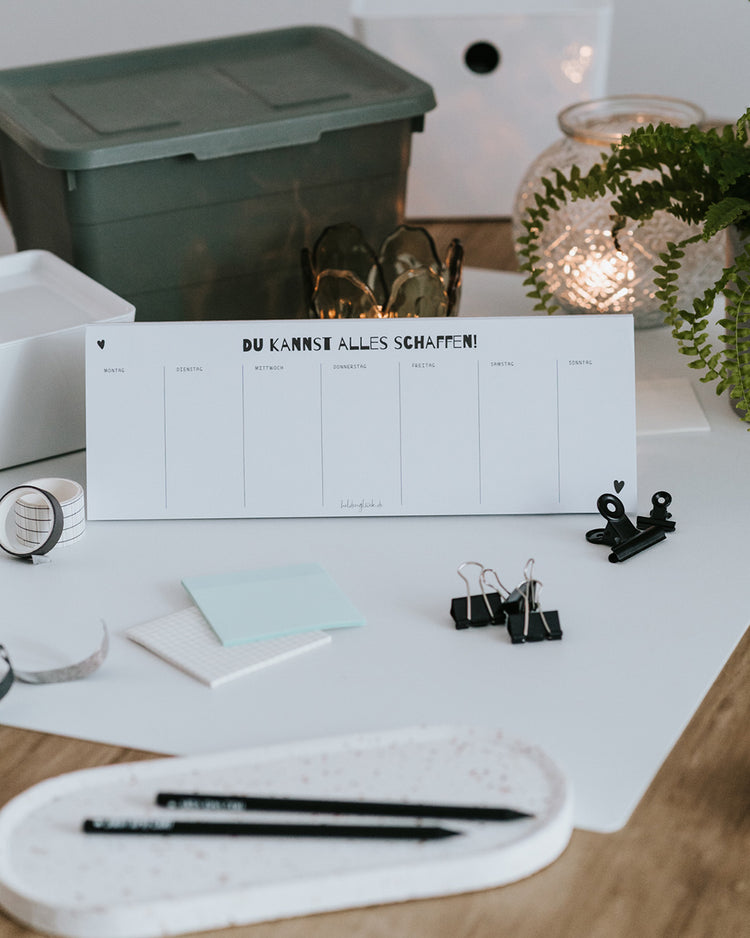 Wochenplaner „Du kannst alles schaffen!" am Arbeitsplatz – viel Platz für Termine, To-dos und Notizen