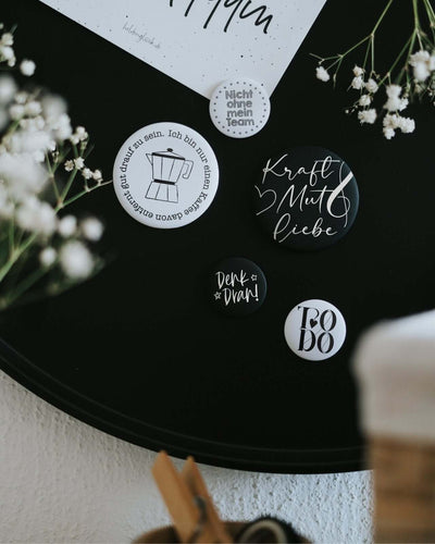Magnete mit Spruch oder Motiv Mein Team · klein in schwarz weiss