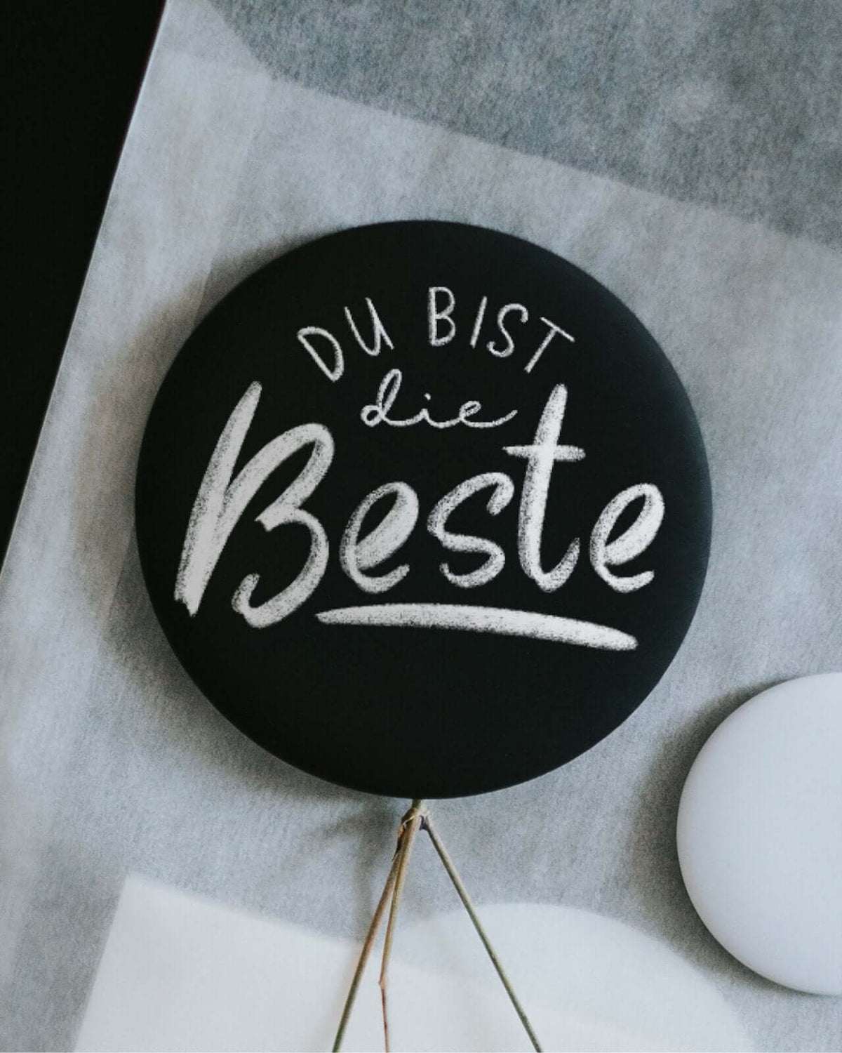 Magnete mit Spruch oder Motiv Du bist die Beste · klein in schwarz weiss