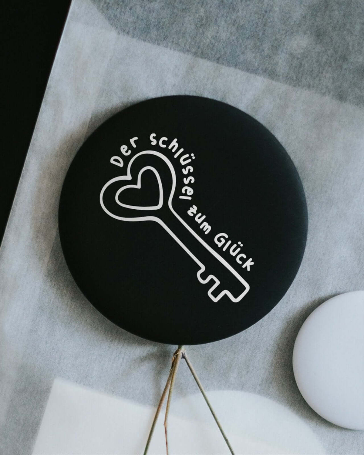 Magnete mit Spruch oder Motiv Schlüssel zum Glück · klein in schwarz weiss