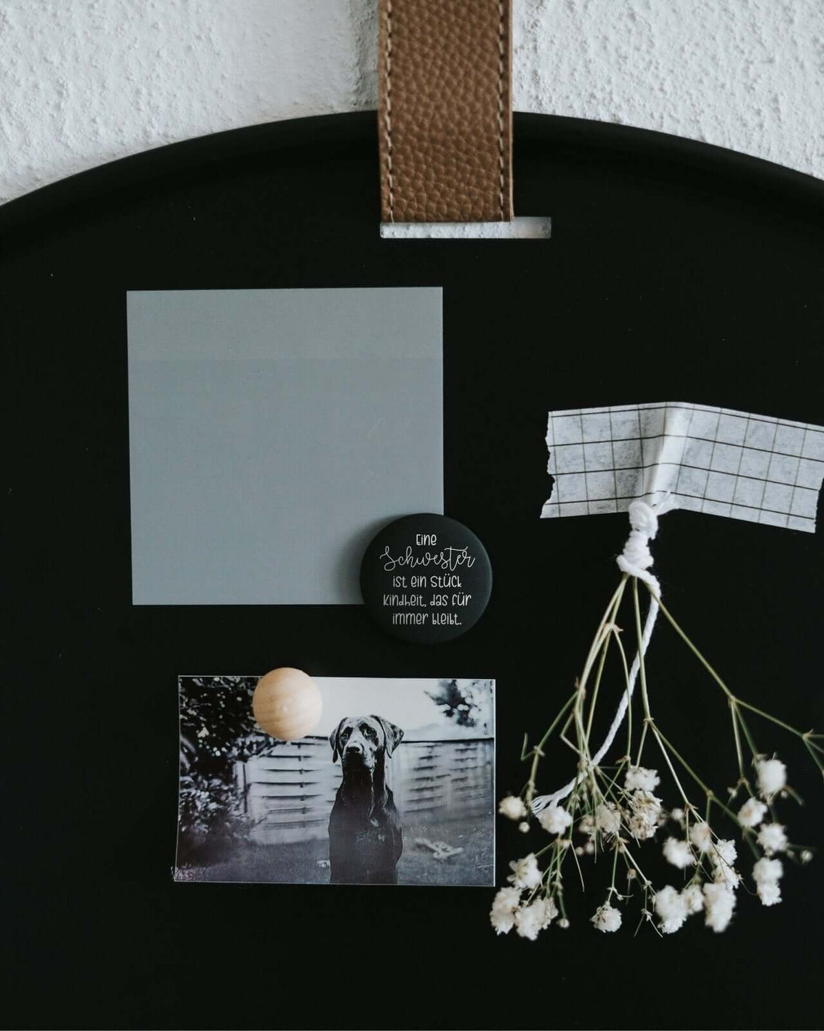 Magnete mit Spruch oder Motiv Eine Schwester · klein in schwarz weiss