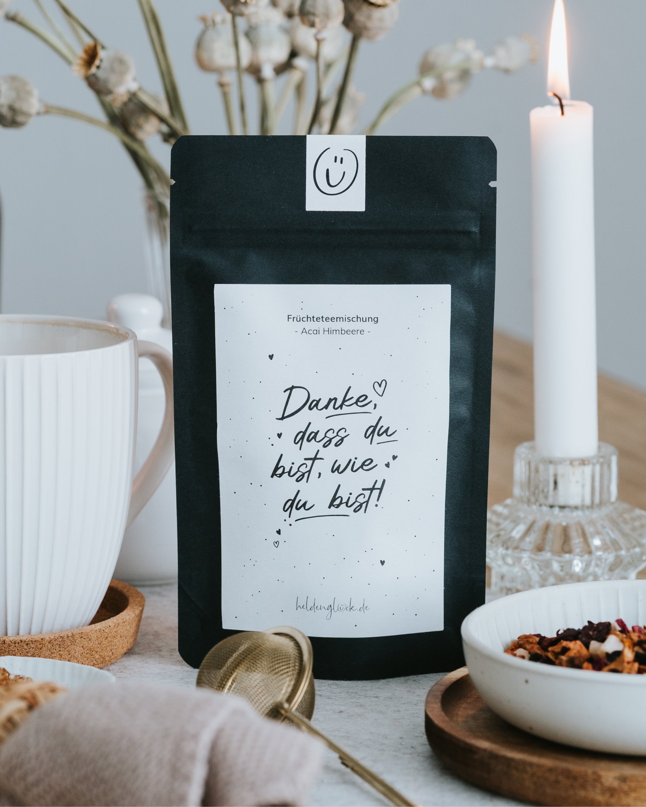 Fruchtig-beeriger Tee aus nachhaltiger Produktion – mit Açaí, Himbeere und Drachenfrucht
