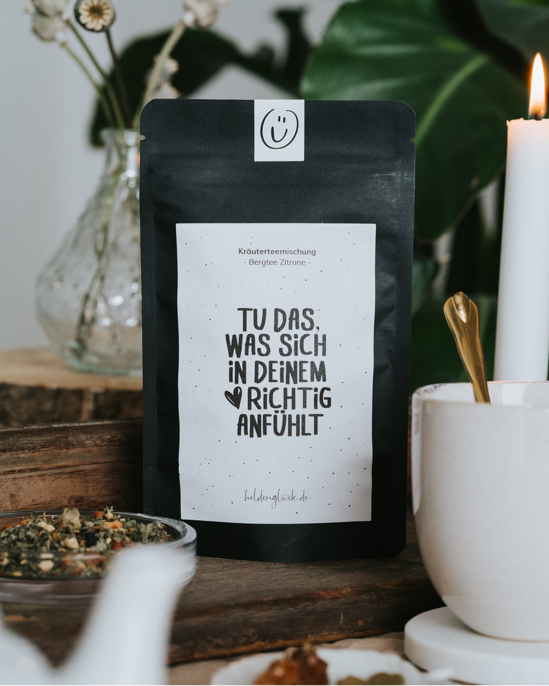 Kräutertee „Bergtee Zitrone“ – frischer, harmonischer Begleiter für bewusste Momente und innere Balance