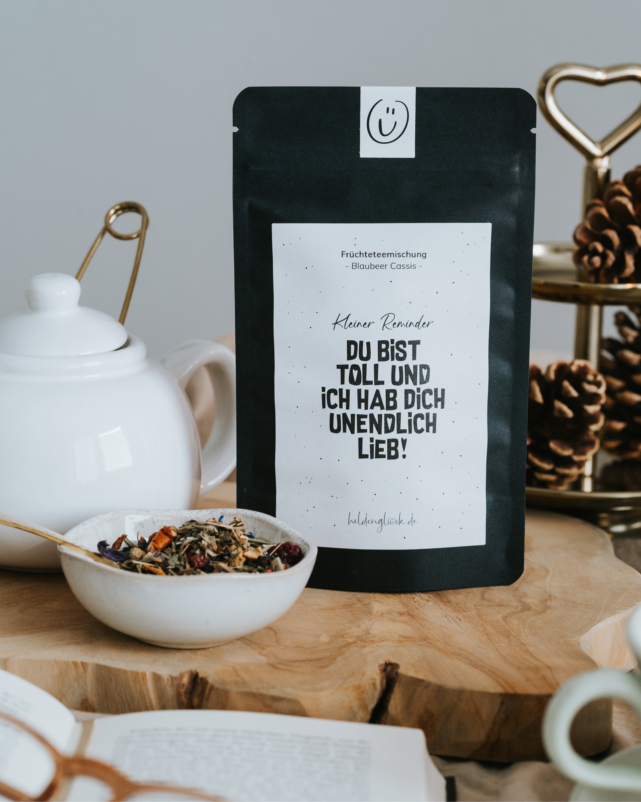 Beeriger Früchtetee „Blaubeer Cassis“ – perfekte Geschenkidee für Freundinnen oder Lieblingsmenschen