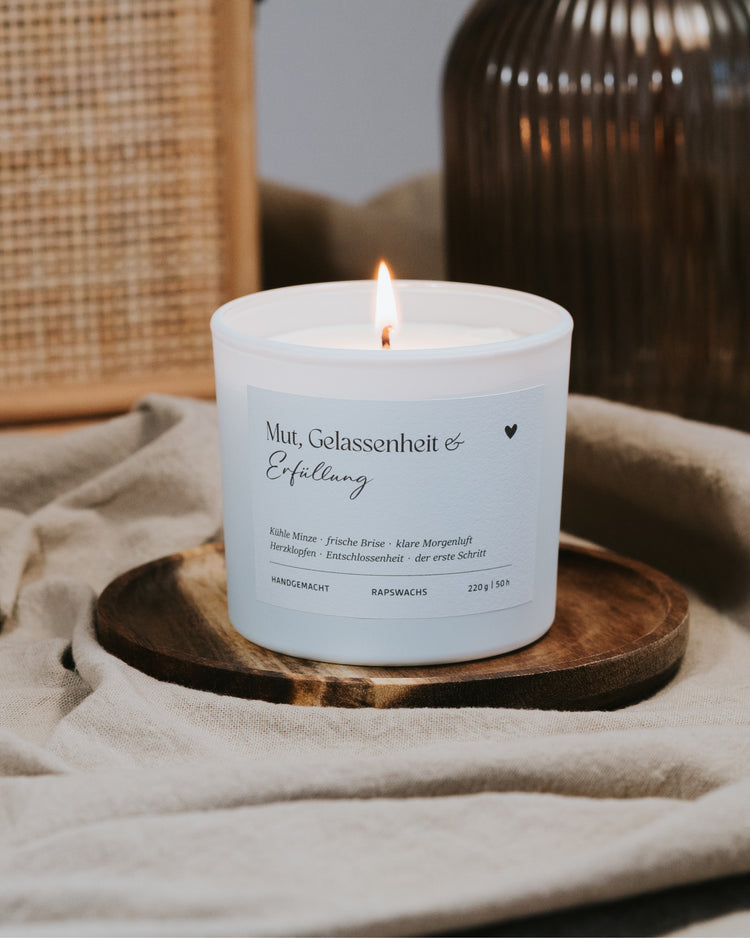 Handgemachte Kerze aus Rapswachs – schenkt Klarheit, Gelassenheit und Mut zum Neubeginn